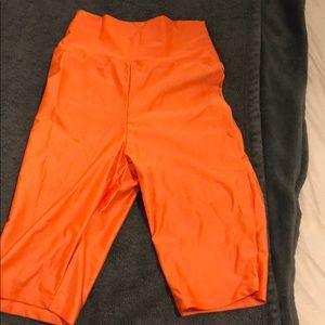 Fashion nova runched biker shorts